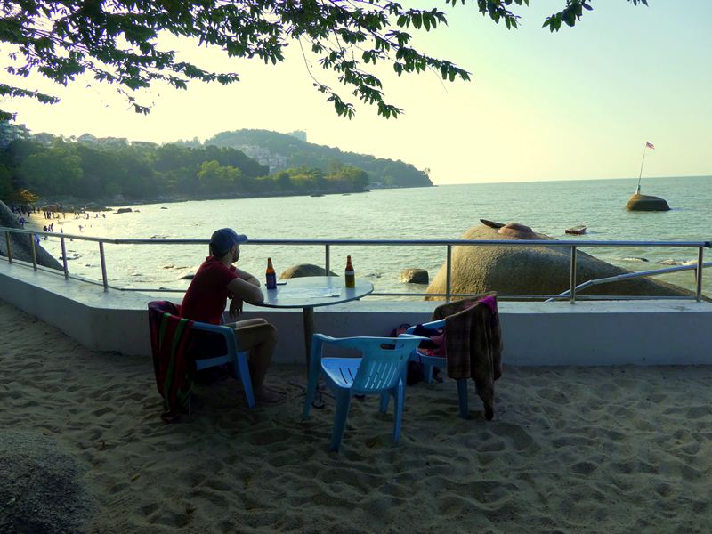 Miami Cafe beach bar, Penang