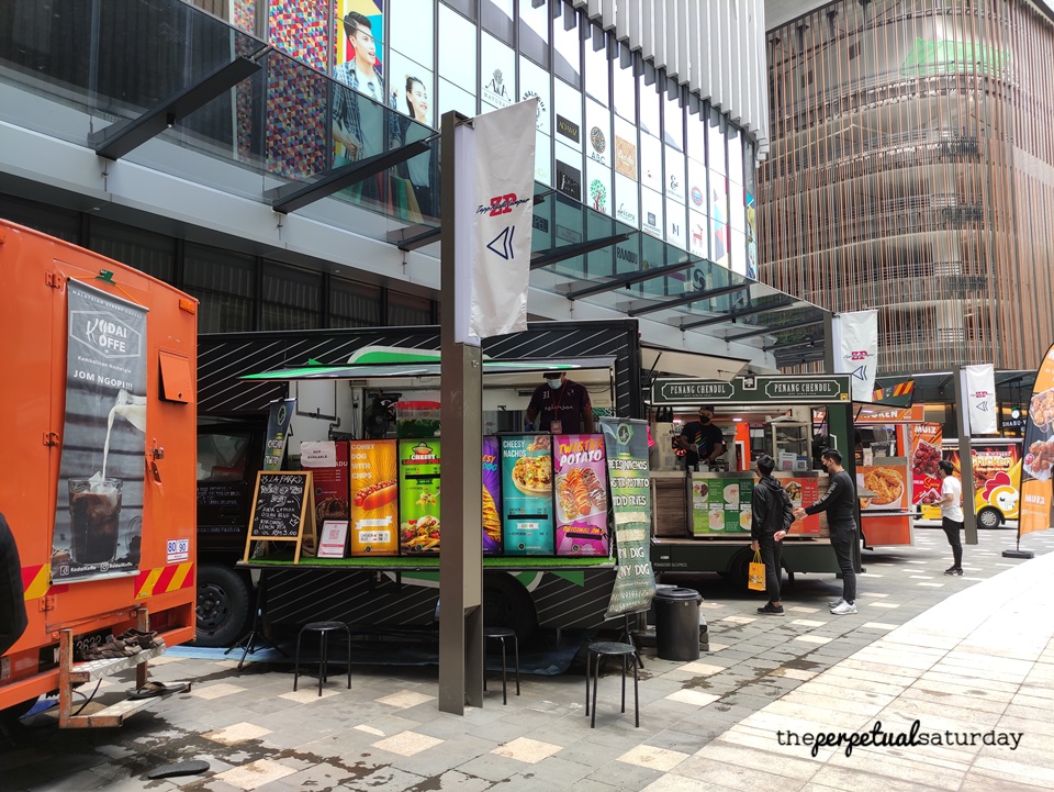 LaLaport Mall Bukit Bintang Gourmet Street Food trucks