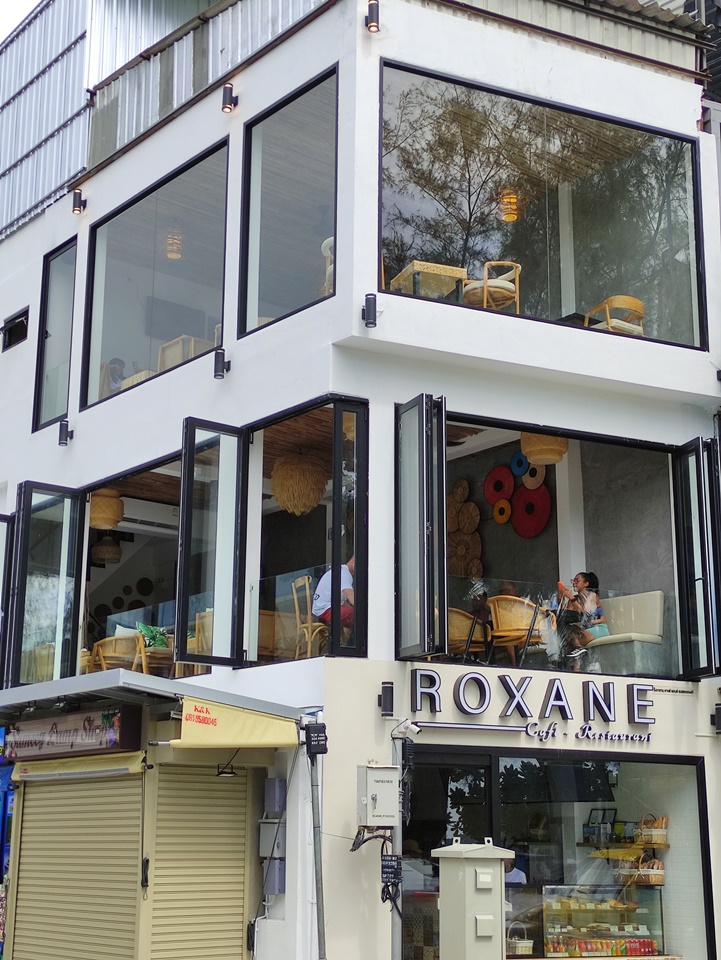 Roxane Cafe and Restaurant Patong Beach Phuket