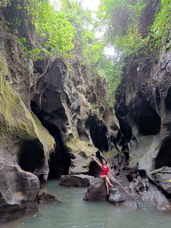 Hidden Canyon Beji Guwang long tour bali