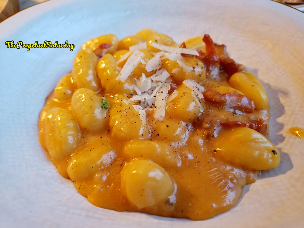 Luretta DOP review 1 Utama Mall