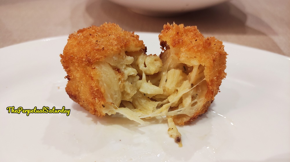 Vivo Pizza paradigm mall review