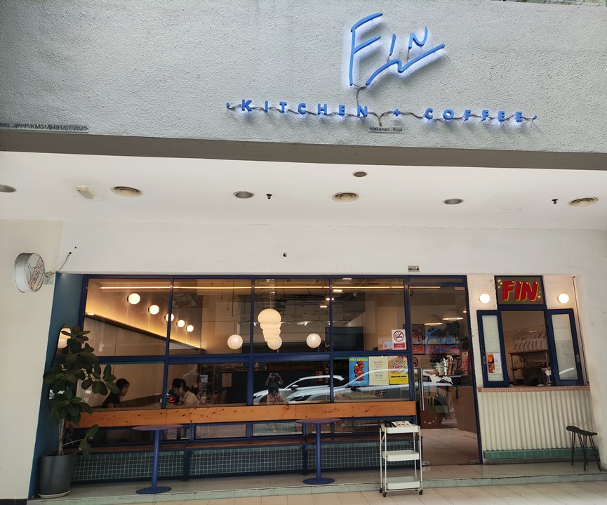 Fin publika shopping gallery solaris dutamas